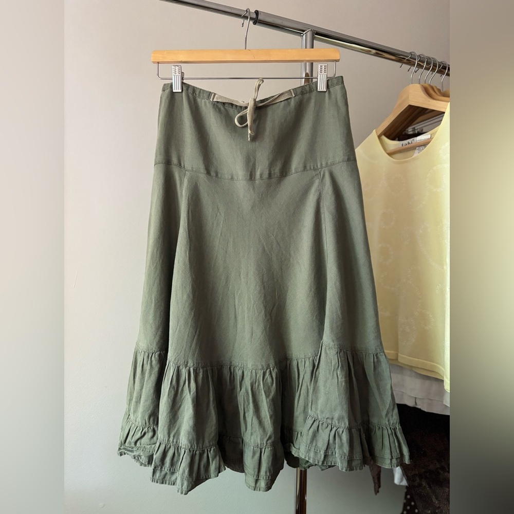 1990s Linen & Cotton Green Tiered Midi Skirt